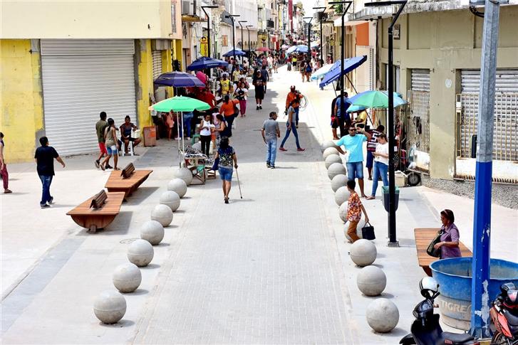 Com a volta do feriado de Corpus Christi em todo estado, comércio da grande ilha funcionará normalmente; Veja os horários